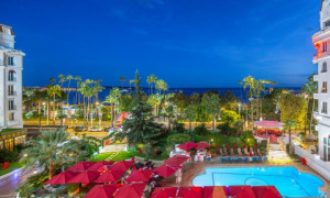 Hotel Barriere le Majestic Cannes 5, Каннес
